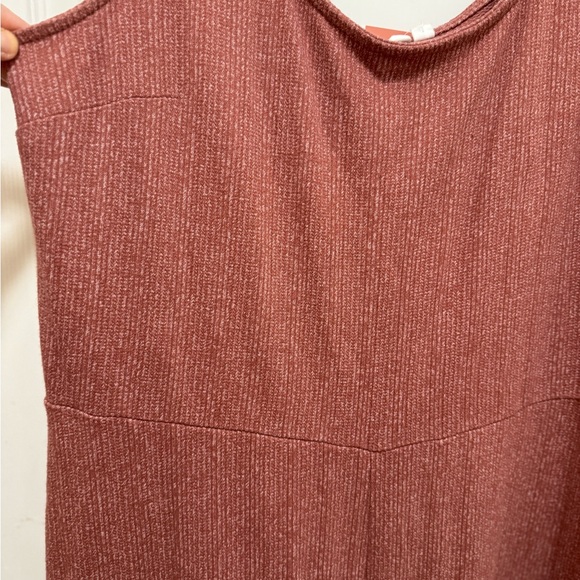 GAP Rust Sleeveless Jumpsuit with Wide-Leg Design - Picture 6 of 7